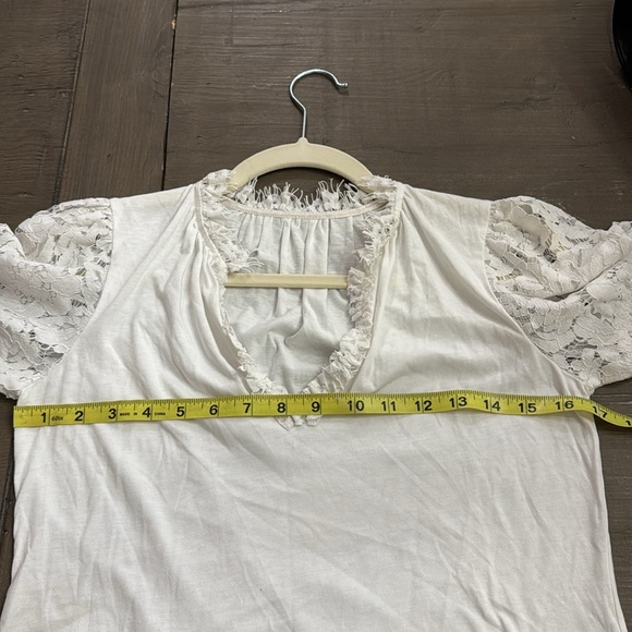 Revolve Generation Love Jess Lace Combo Top short sleeve puff sleeve V Neck - Picture 5 of 8